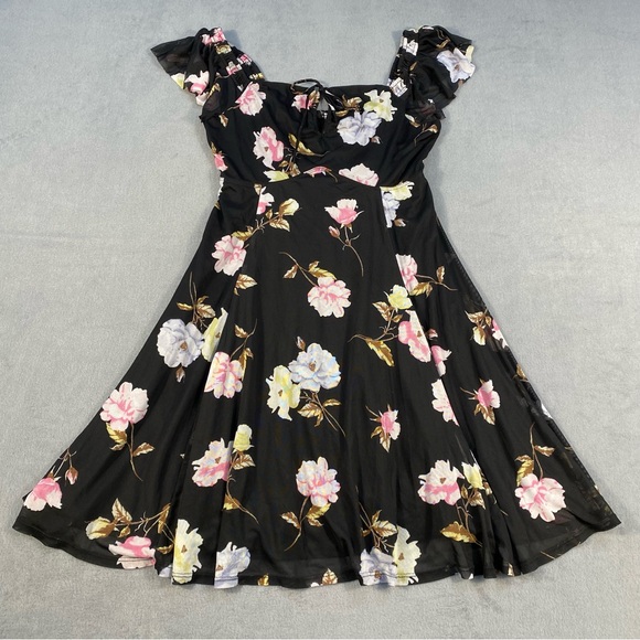 American Rag Dresses & Skirts - American Rag Women’s Sheer Black Floral Dress, Ruffled Sleeves, Lined,Size M